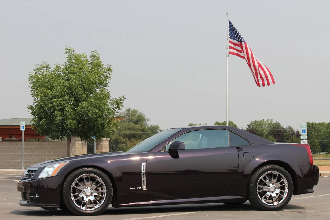 2009 Cadillac XLR - Image 18 of 31