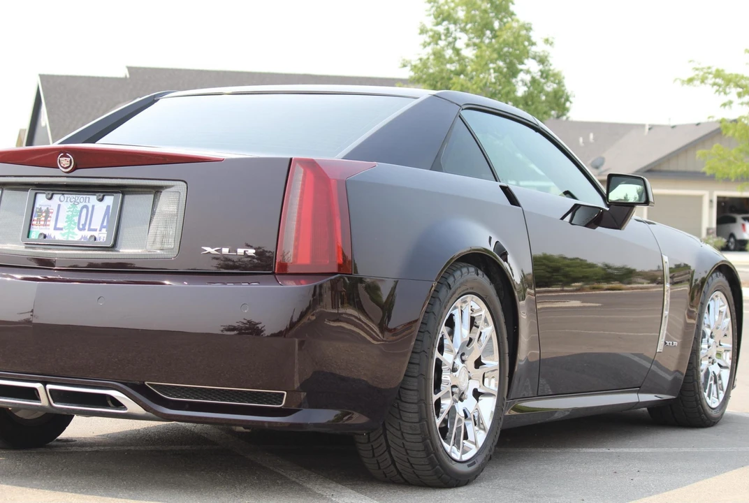 2009 Cadillac XLR - Image 22 of 31