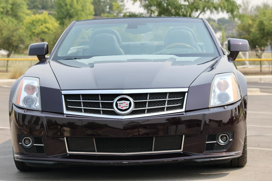 2009 Cadillac XLR - Image 26 of 31