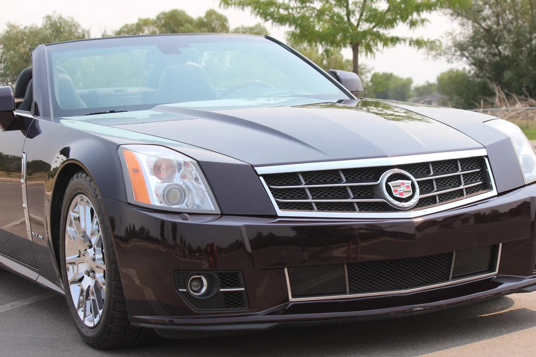 2009 Cadillac XLR - Image 25 of 31