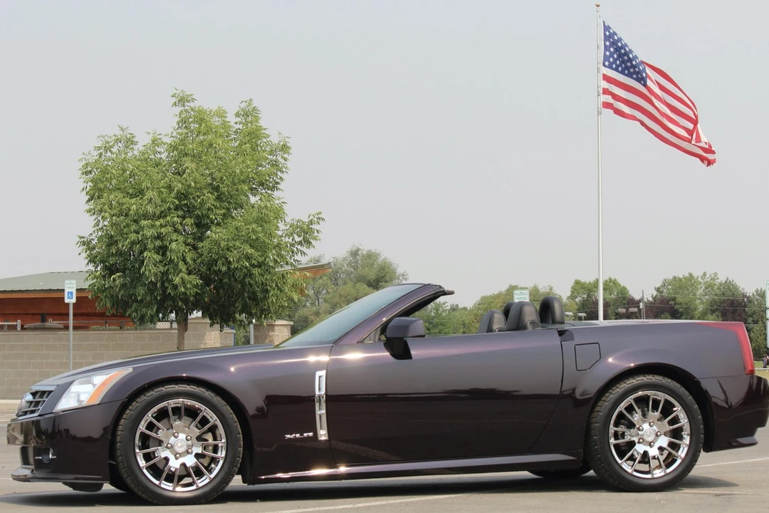 2009 Cadillac XLR - Image 27 of 31