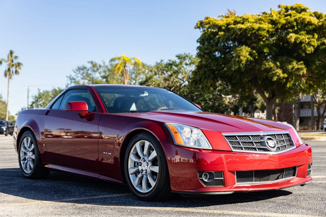 2009 Cadillac XLR - Image 12 of 31