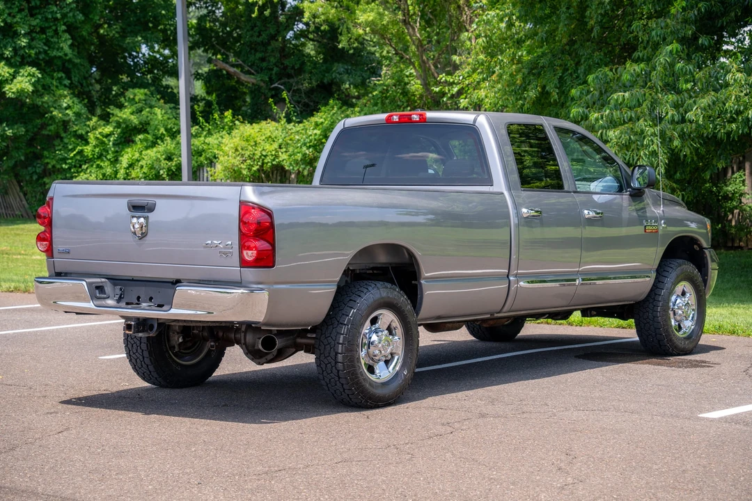2009 Ram Heavy Duty - Image 11 of 31