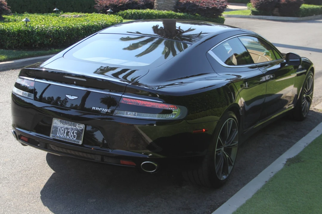 2010 Aston Martin Rapide - Image 10 of 31