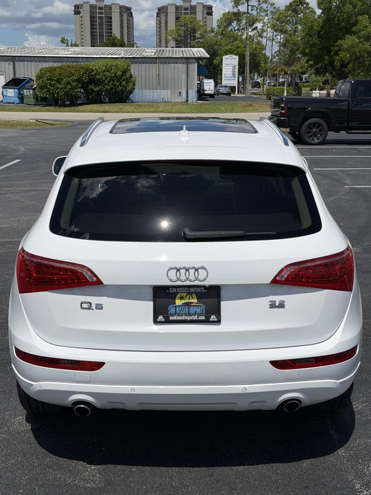 2010 Audi 8R Q5 - Image 5 of 31