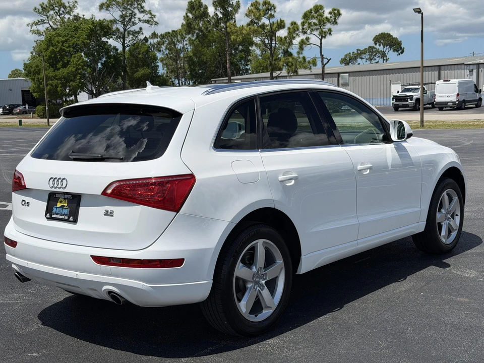 2010 Audi 8R Q5 - Image 6 of 31