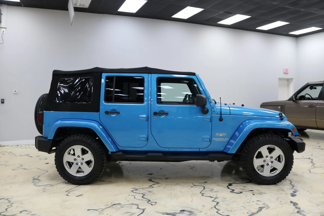 2010 Jeep JK Wrangler - Image 13 of 31