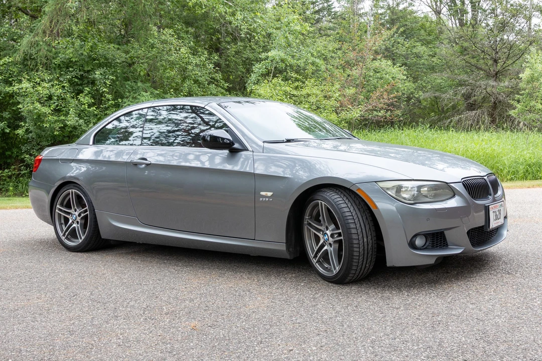 2011 BMW E93 335i Convertible - Image 10 of 31