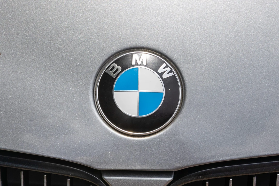 2011 BMW E93 335i Convertible - Image 30 of 31