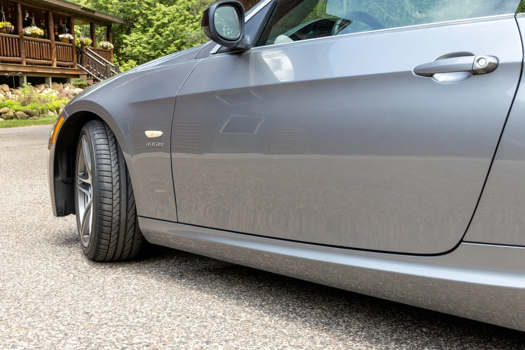 2011 BMW E93 335i Convertible - Image 26 of 31