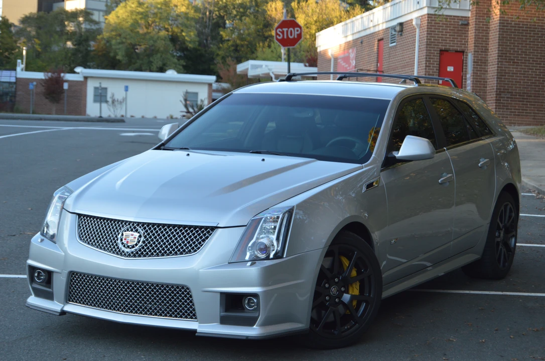 2011 Cadillac CTS-V 2nd Gen - Image 16 of 31