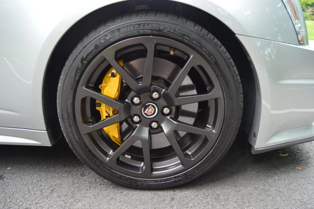2011 Cadillac CTS-V 2nd Gen - Image 24 of 31