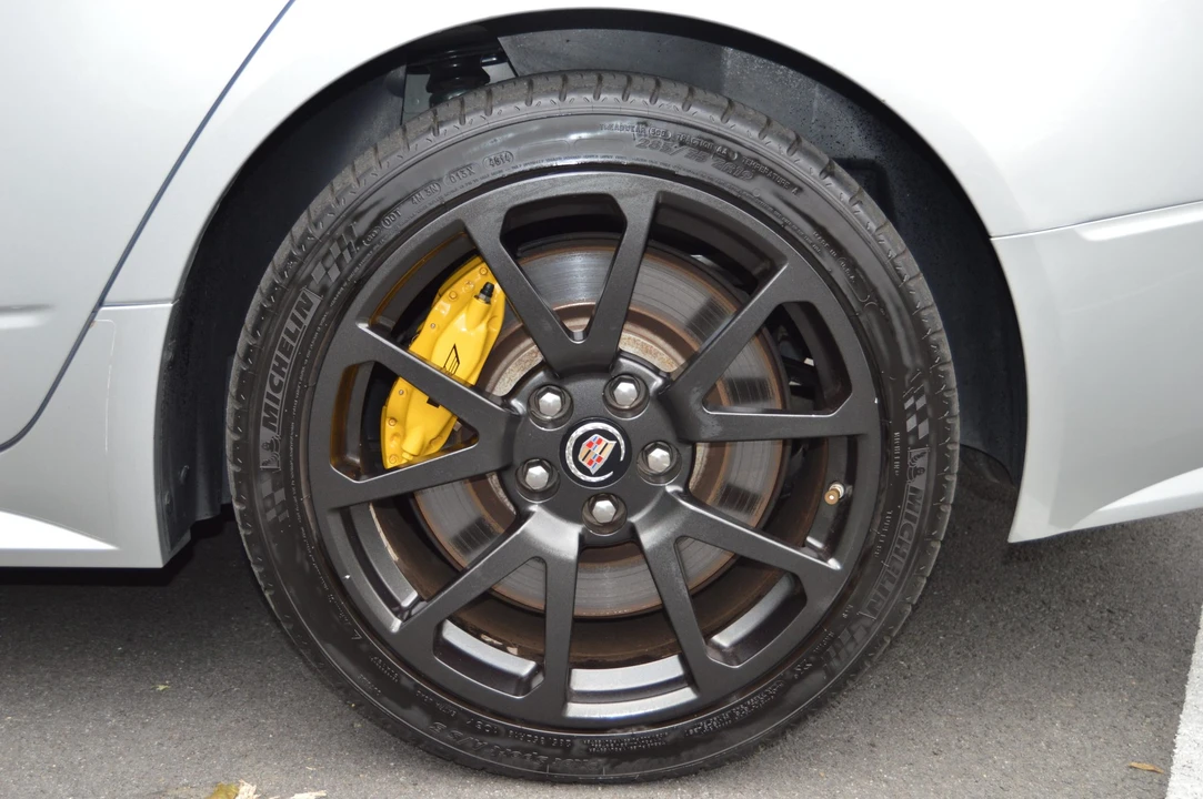 2011 Cadillac CTS-V 2nd Gen - Image 26 of 31