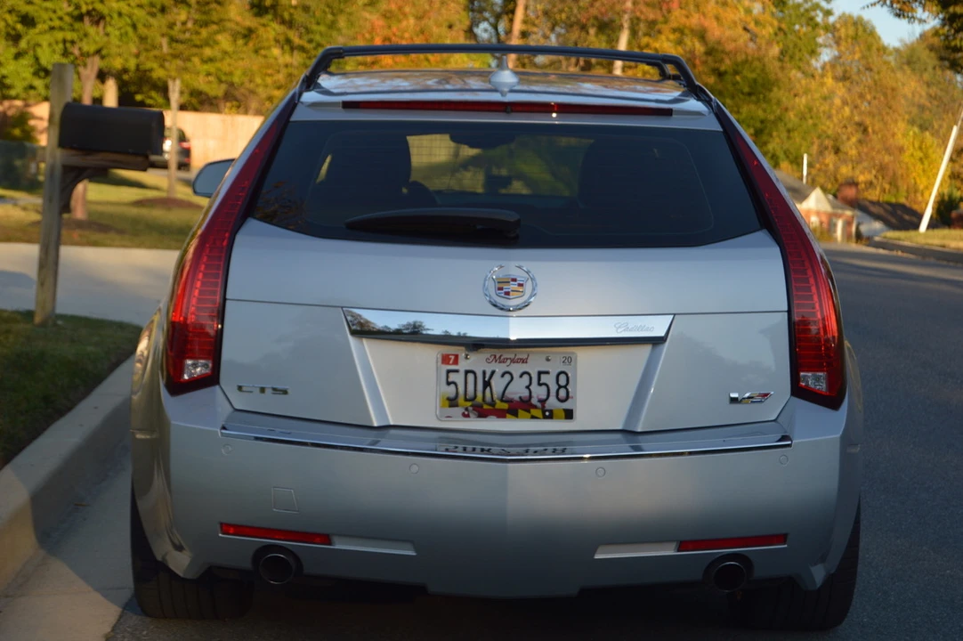 2011 Cadillac CTS-V 2nd Gen - Image 7 of 31