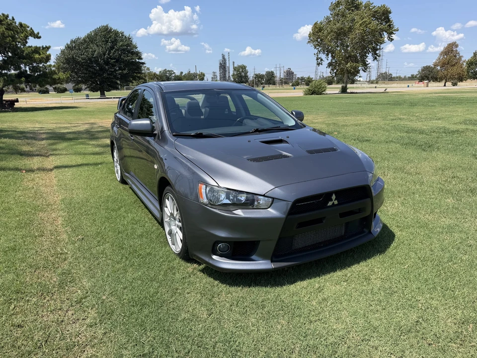 2011 Mitsubishi Lancer Evolution X 9th Gen - Image 2 of 31