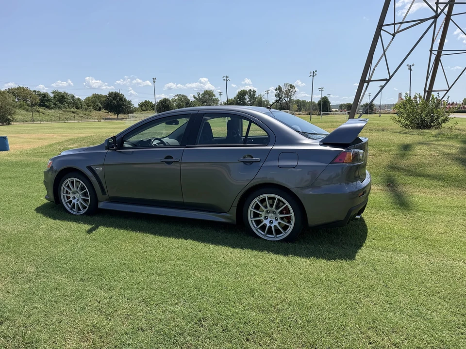 2011 Mitsubishi Lancer Evolution X 9th Gen - Image 19 of 31