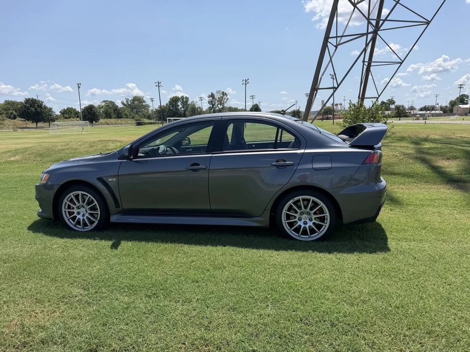 2011 Mitsubishi Lancer Evolution X 9th Gen - Image 18 of 31