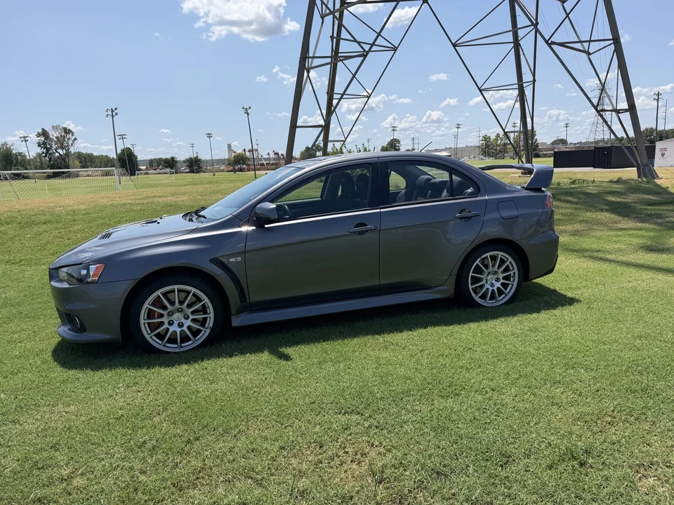2011 Mitsubishi Lancer Evolution X 9th Gen - Image 13 of 31