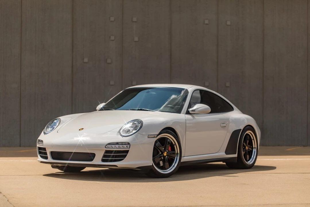 2011 Porsche 997 Carrera 4S - Image 18 of 31