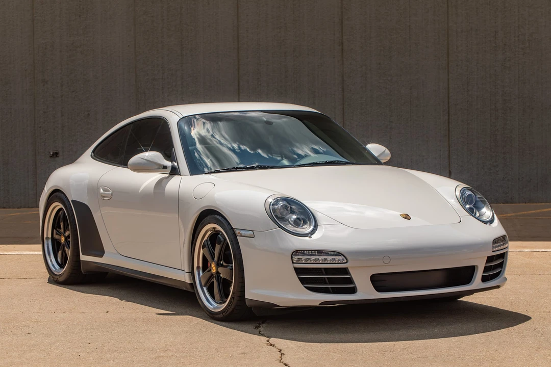 2011 Porsche 997 Carrera 4S - Image 8 of 31