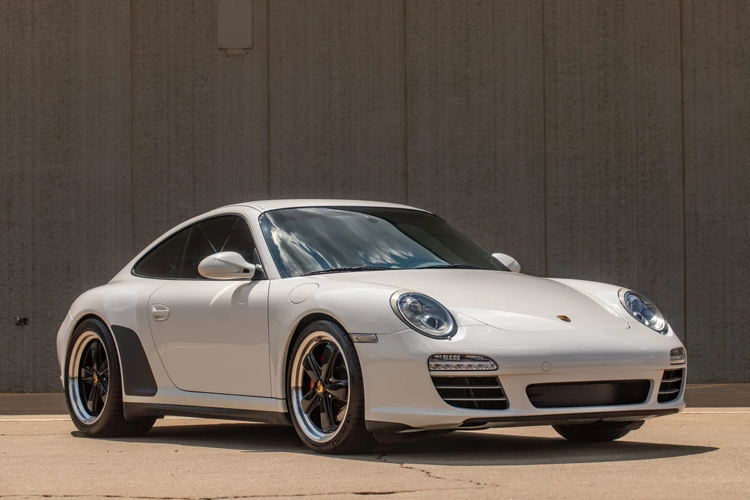 2011 Porsche 997 Carrera 4S - Image 10 of 31