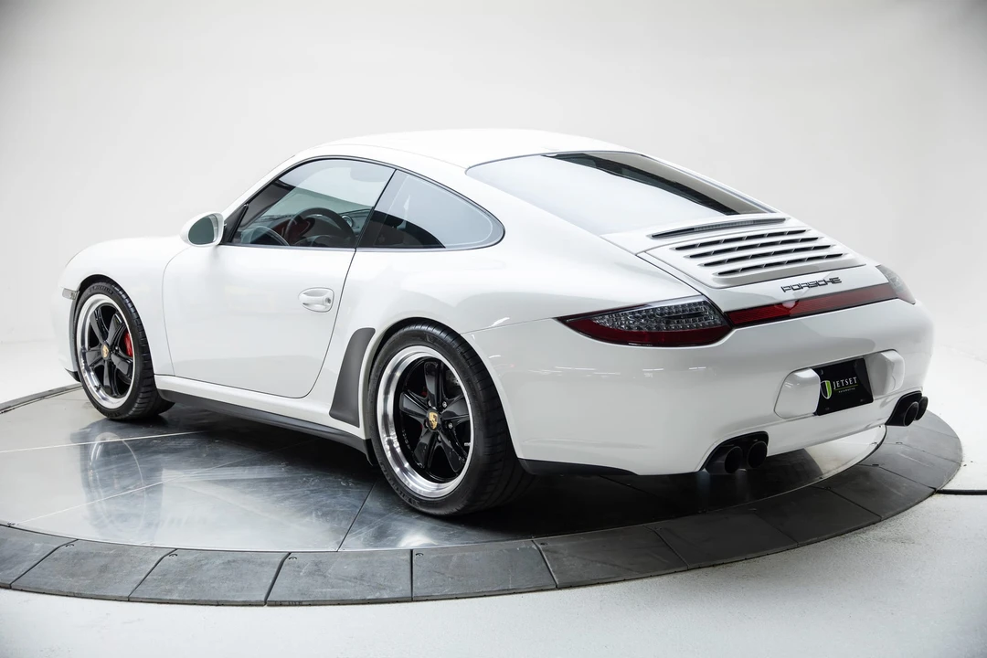 2011 Porsche 997 Carrera 4S - Image 27 of 31