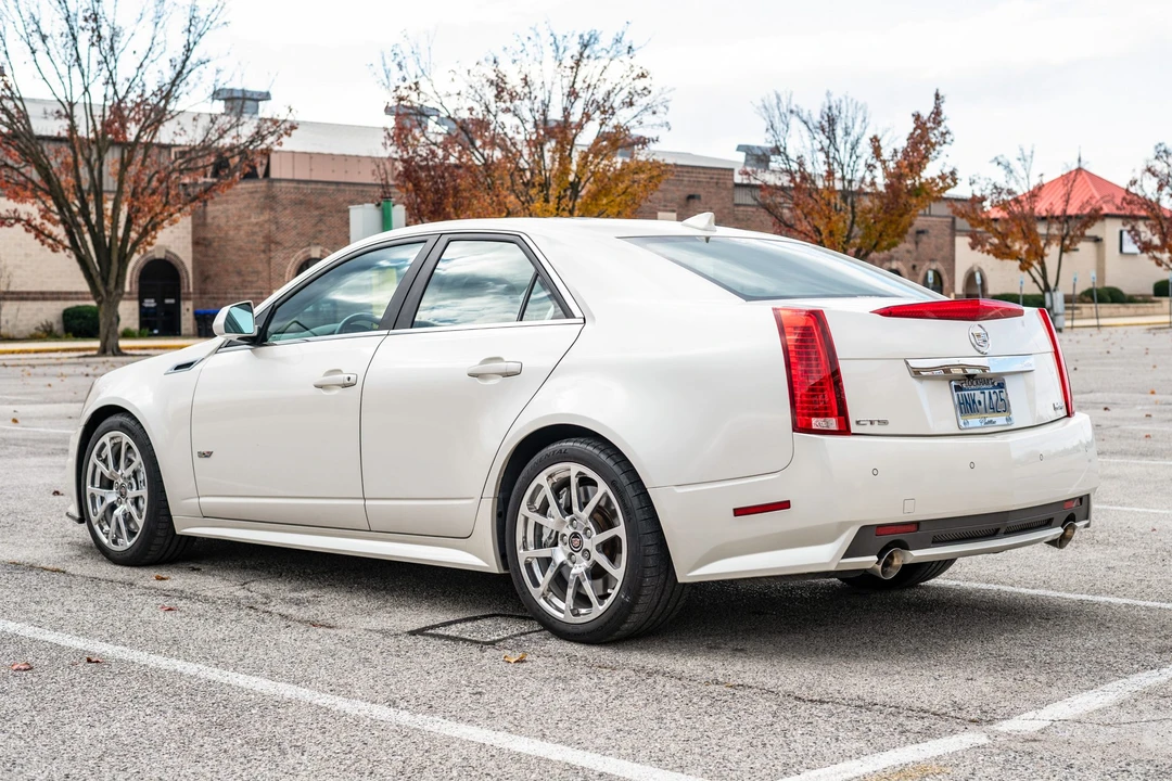 2012 Cadillac CTS-V 2nd Gen - Image 10 of 31
