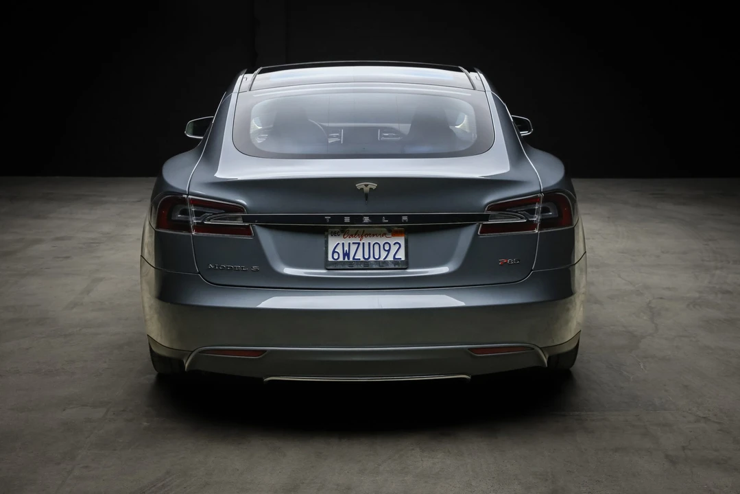 2012 Tesla Model S - Image 30 of 31