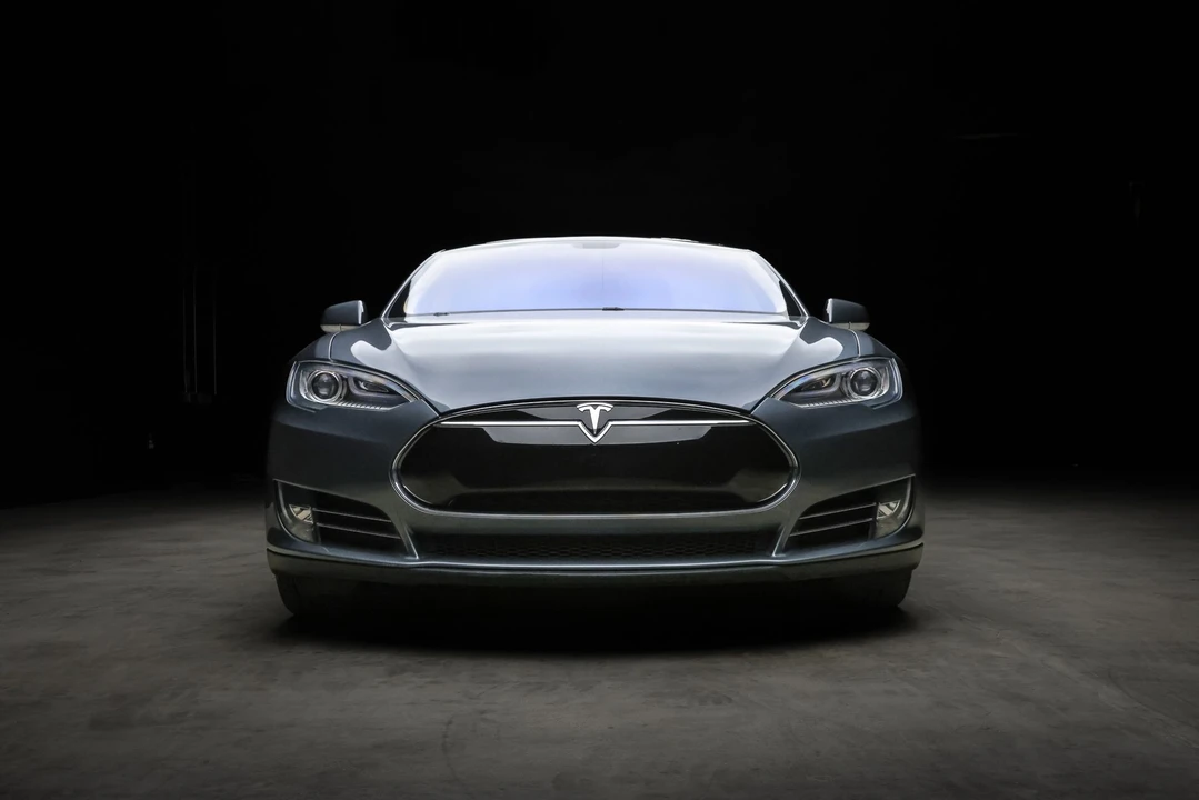 2012 Tesla Model S - Image 28 of 31