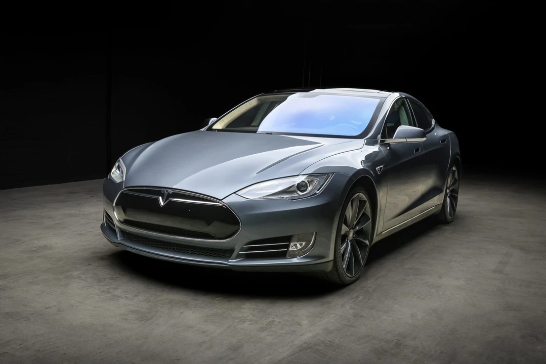 2012 Tesla Model S - Image 4 of 31