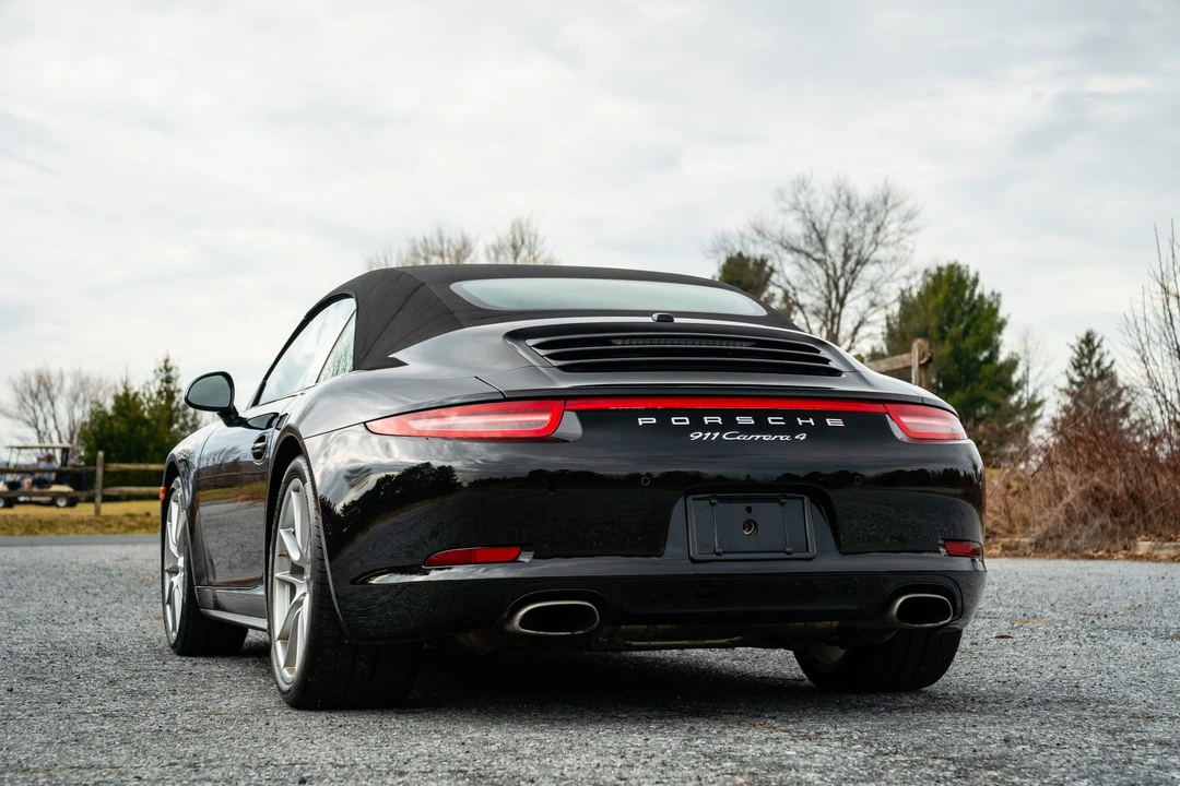 2013 Porsche 991 Carrera 4 - Image 20 of 31