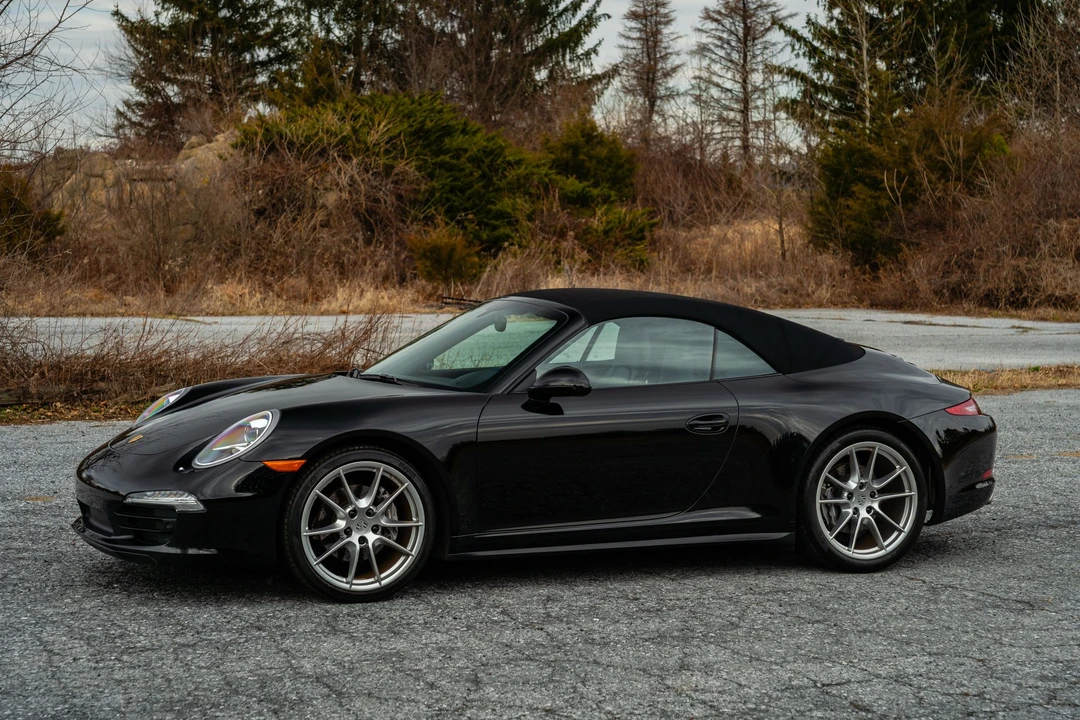 2013 Porsche 991 Carrera 4 - Image 11 of 31