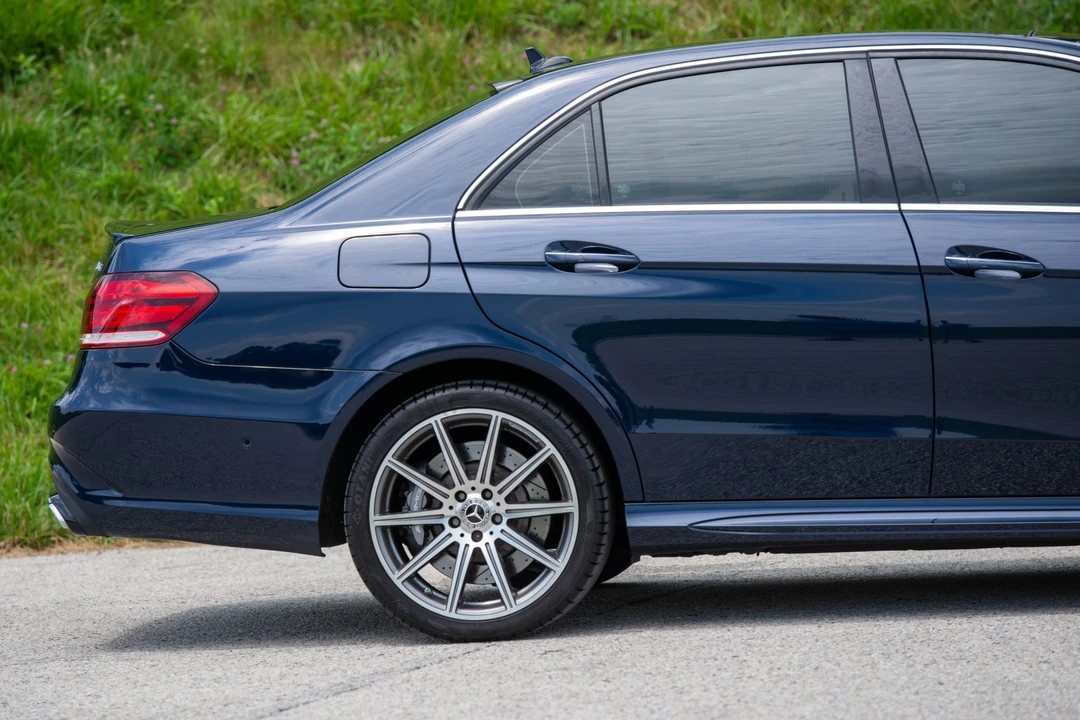 2014 Mercedes-Benz W212 E 63 AMG - Image 24 of 31