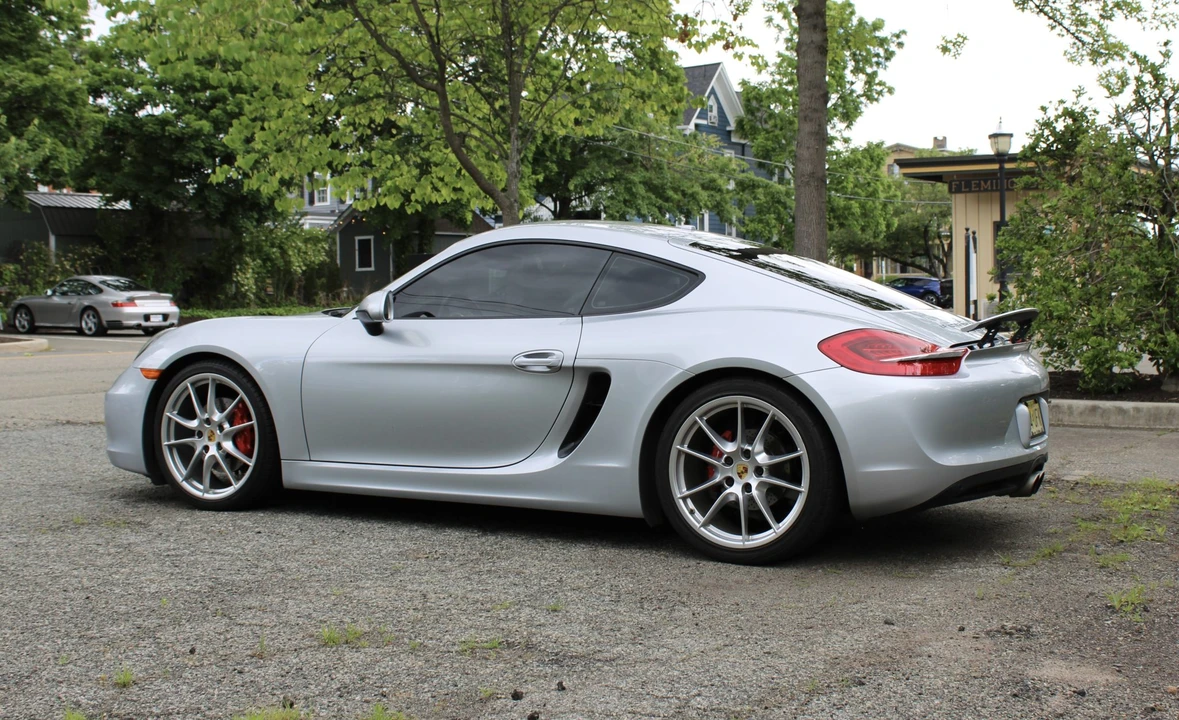 2014 Porsche 981 Cayman S - Image 22 of 31
