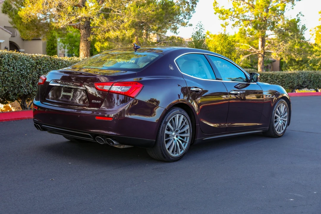 2015 Maserati Ghibli 3rd Gen - Image 7 of 31