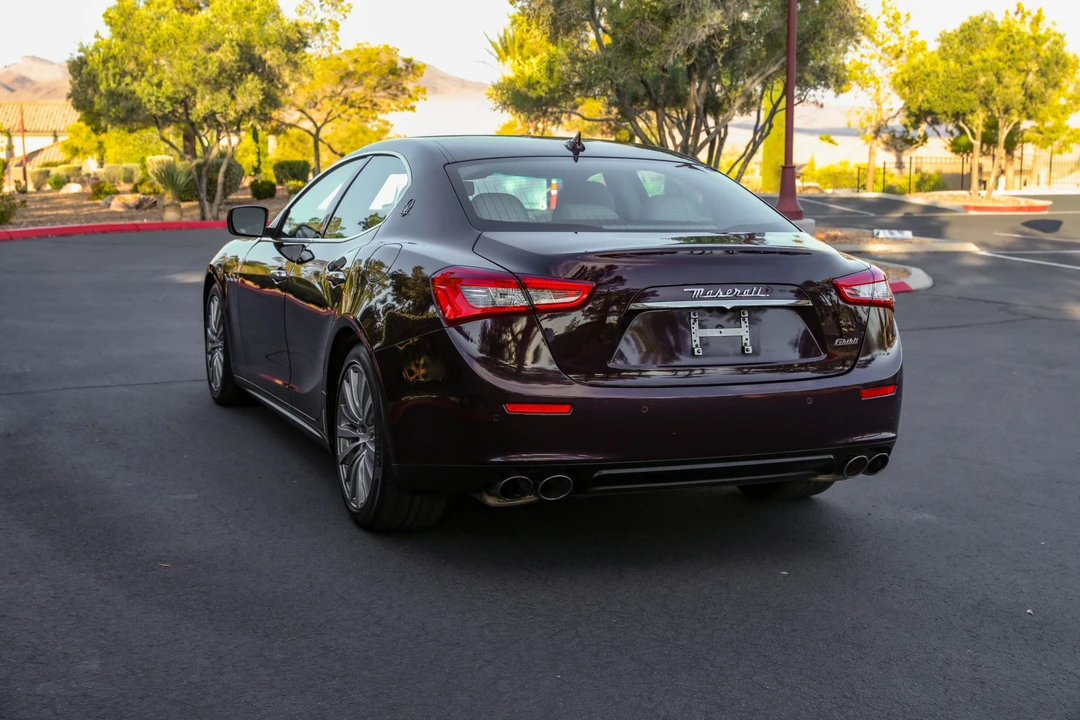 2015 Maserati Ghibli 3rd Gen - Image 9 of 31