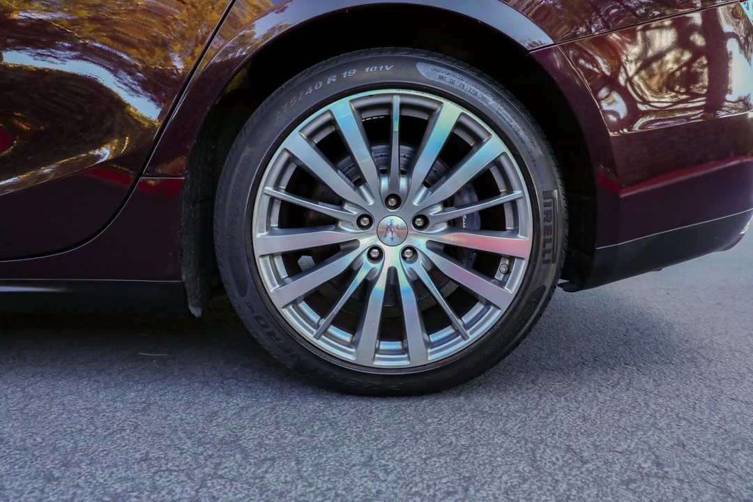2015 Maserati Ghibli 3rd Gen - Image 24 of 31
