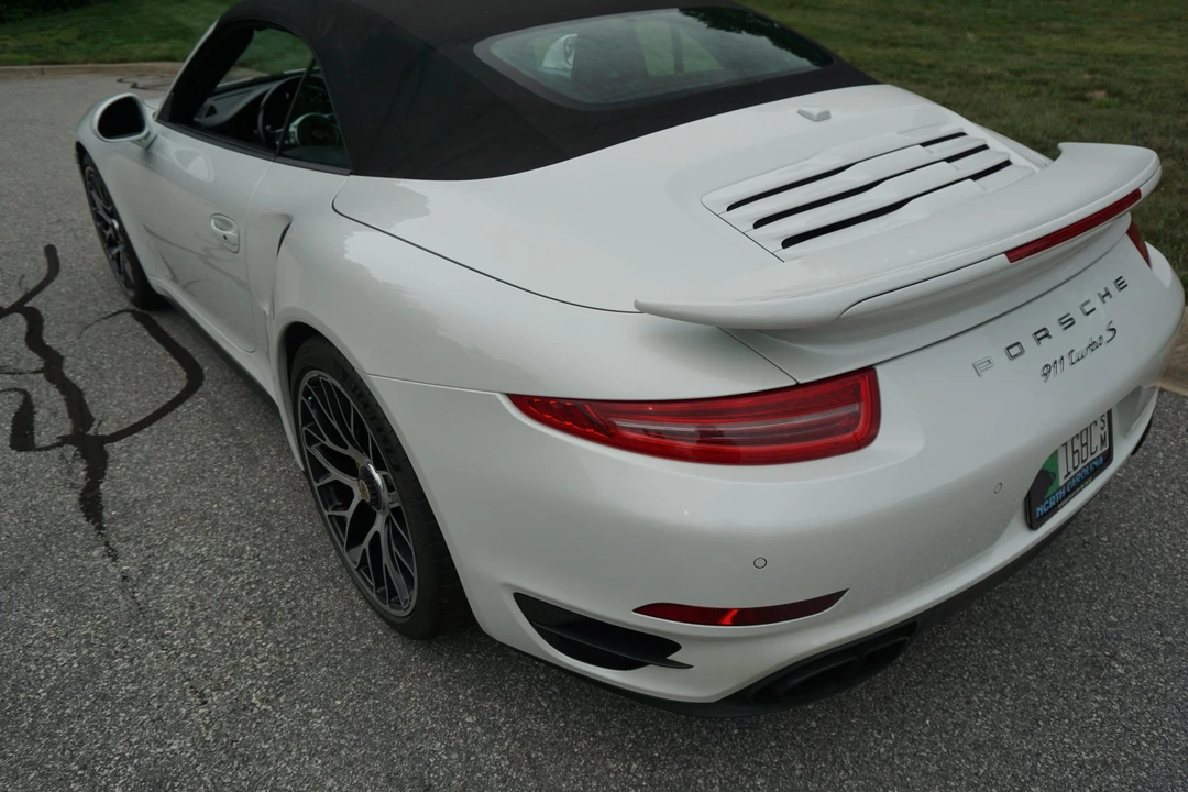 2015 Porsche 991 Turbo S - Image 24 of 31