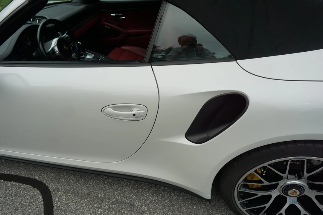 2015 Porsche 991 Turbo S - Image 26 of 31