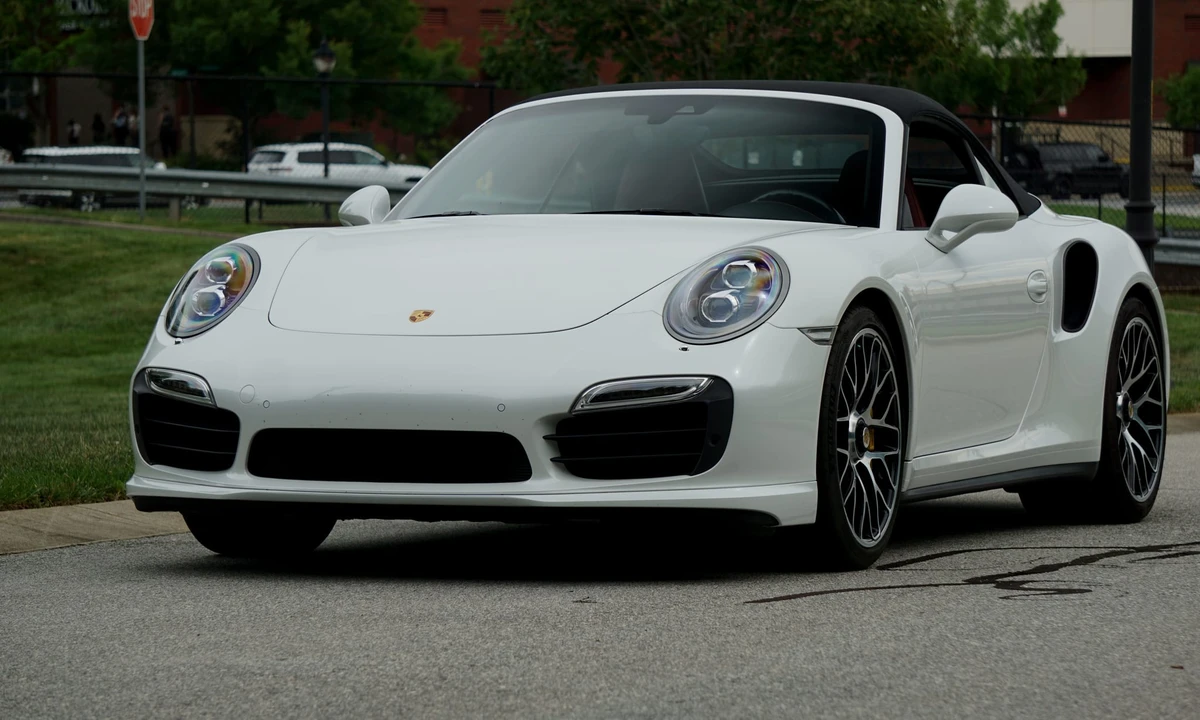 2015 Porsche 991 Turbo S - Image 3 of 31