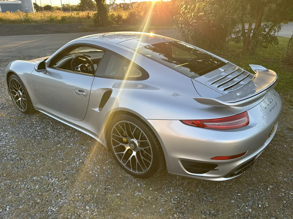 2015 Porsche 991 Turbo - Image 30 of 31