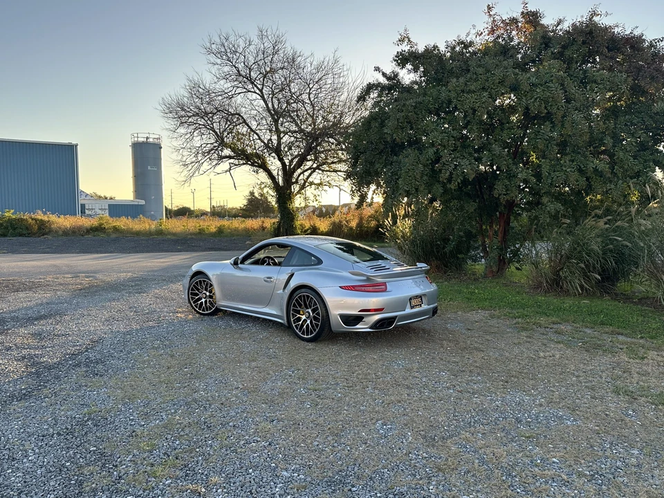 2015 Porsche 991 Turbo - Image 26 of 31