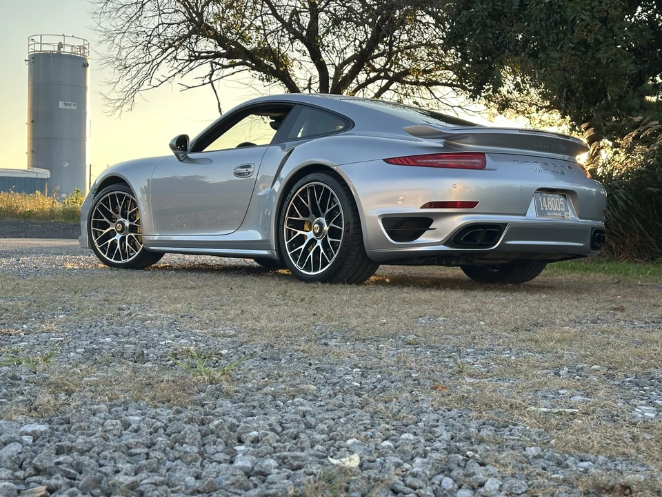 2015 Porsche 991 Turbo - Image 28 of 31