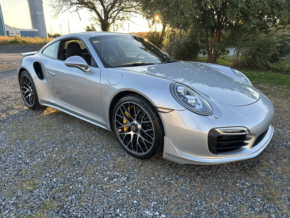 2015 Porsche 991 Turbo - Image 12 of 31