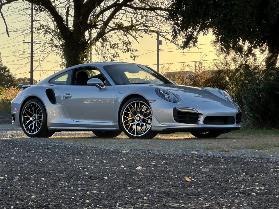2015 Porsche 991 Turbo - Image 10 of 31