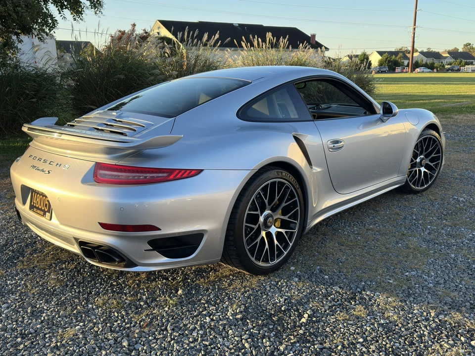 2015 Porsche 991 Turbo - Image 15 of 31