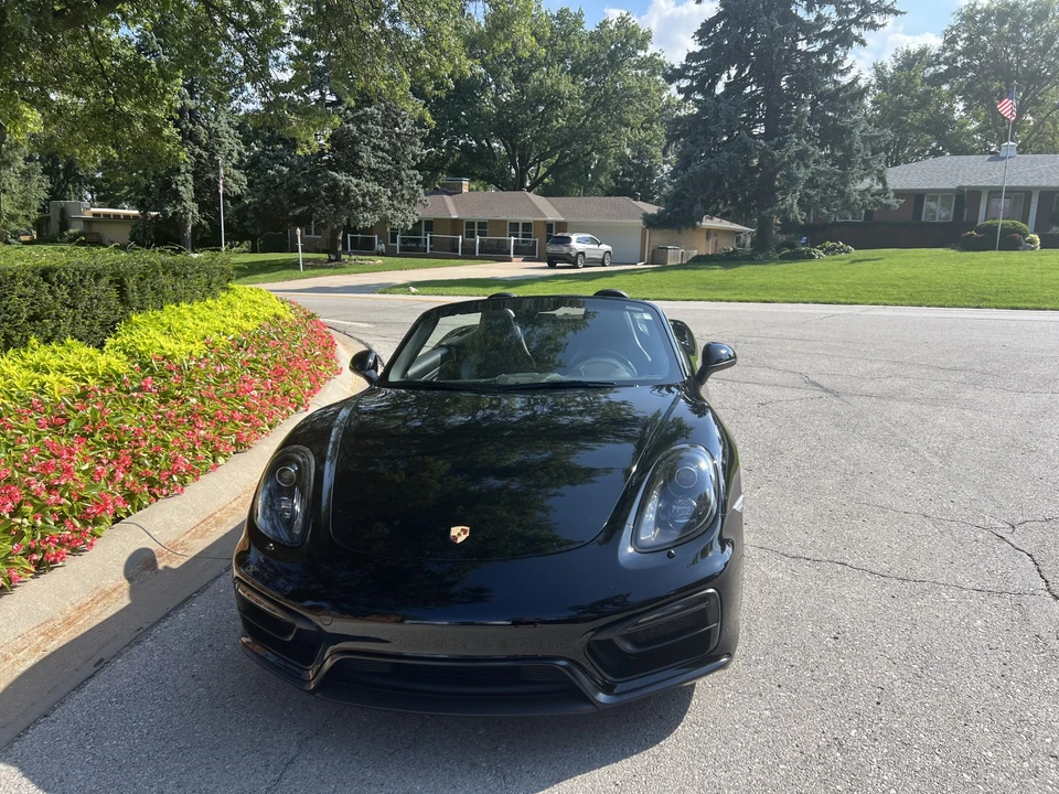 2015 Porsche 981 Boxster GTS - Image 3 of 31