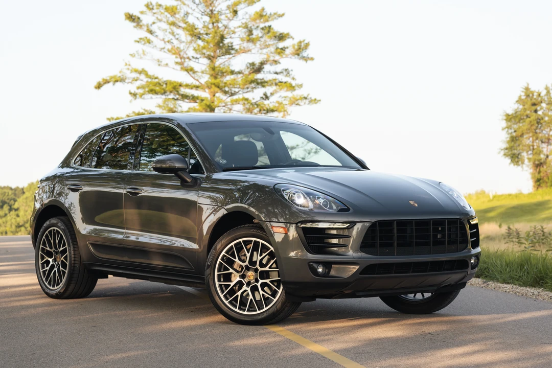 2015 Porsche Macan S - Image 14 of 31