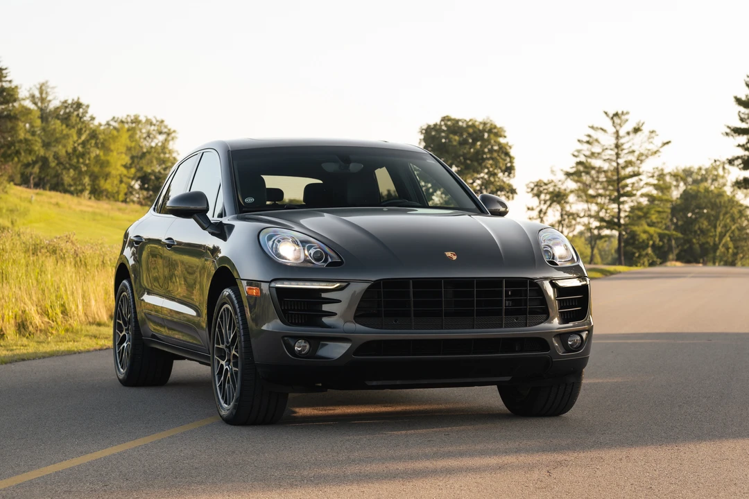 2015 Porsche Macan S - Image 15 of 31