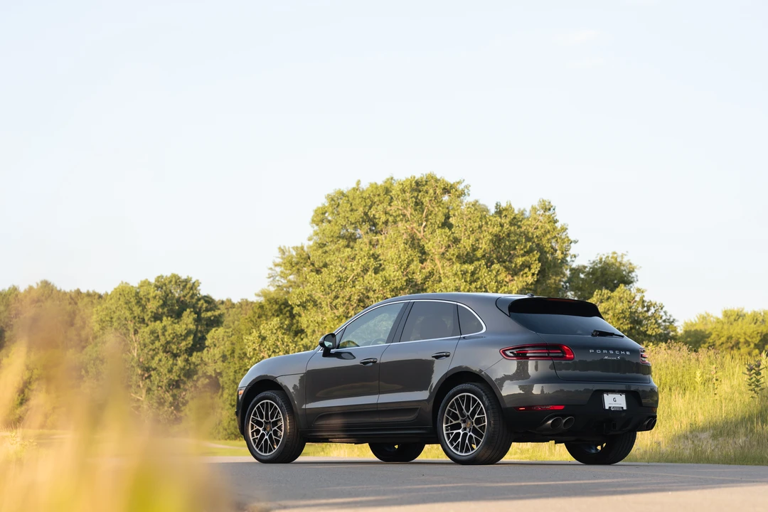 2015 Porsche Macan S - Image 9 of 31